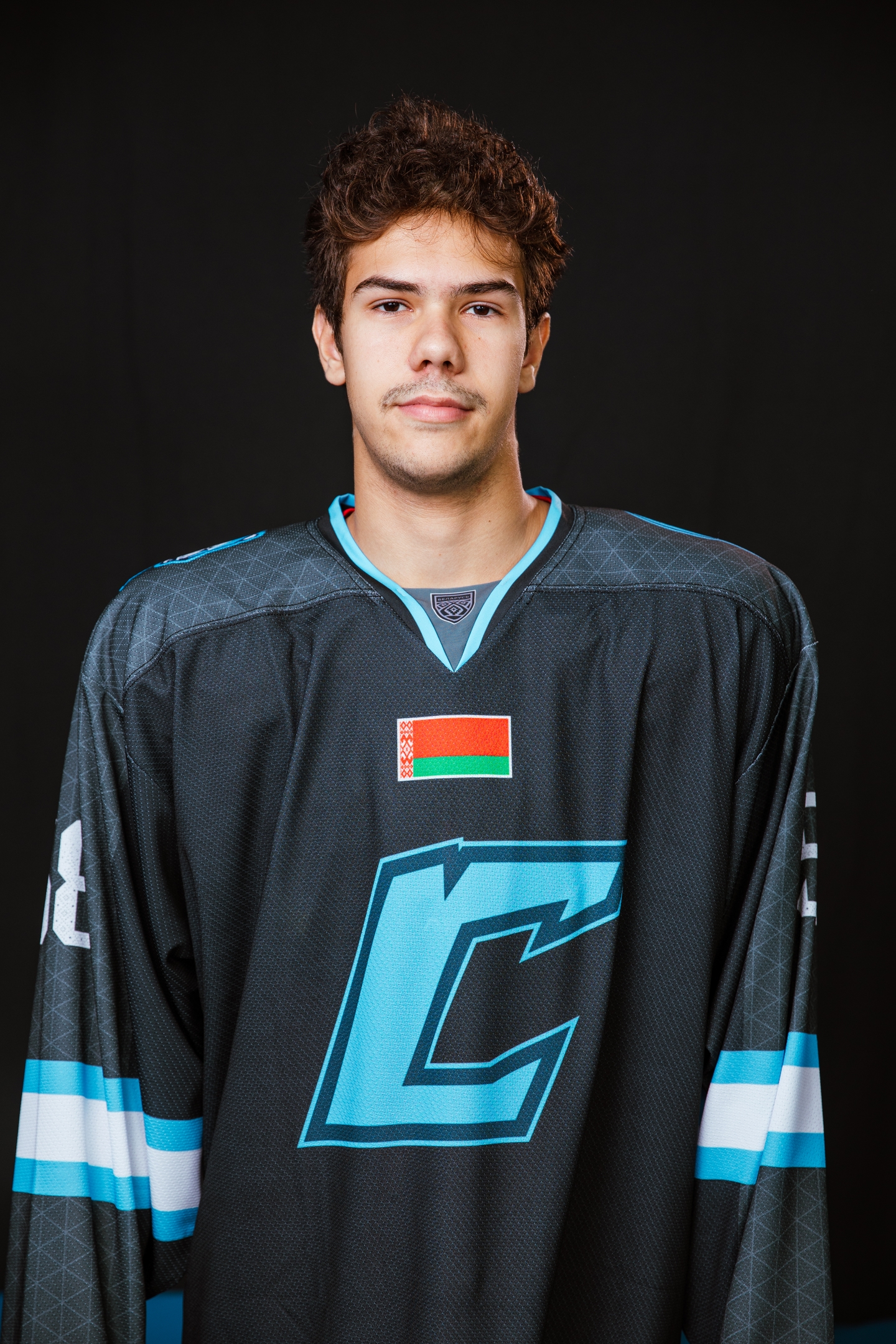 Крапивин Максим Сергеевич