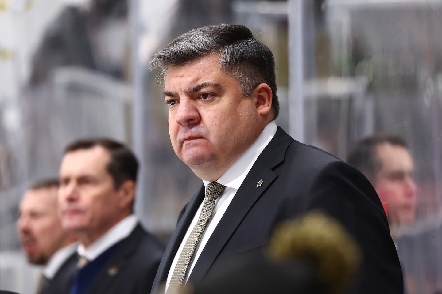 Виктор Костюченок продолжит работу в ВХЛ