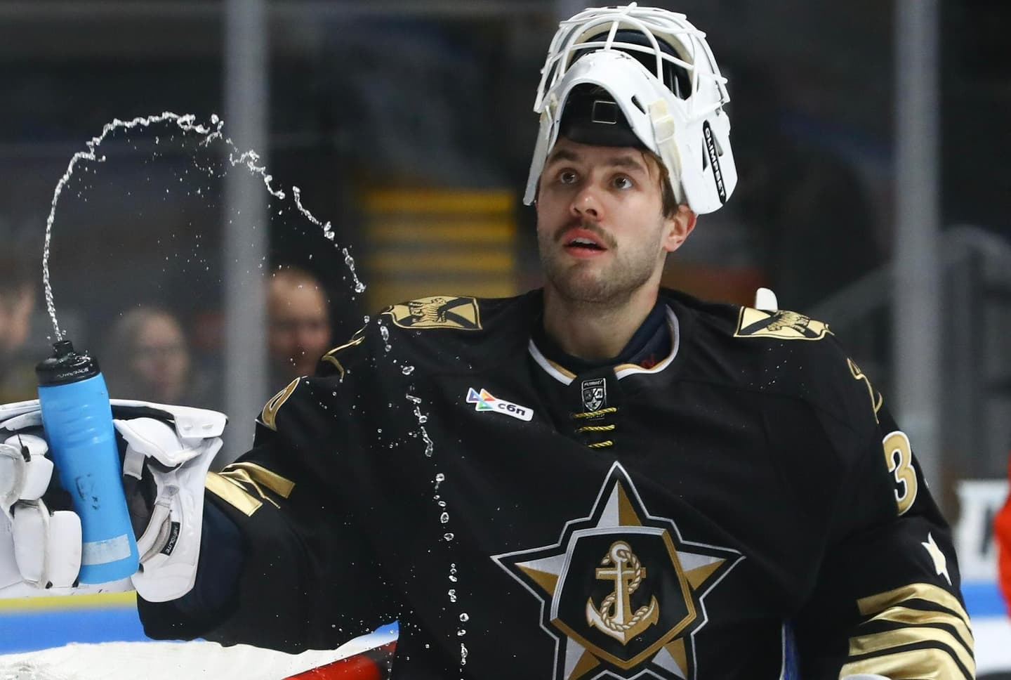 Иван Кульбаков продлил контракт с «Адмиралом»