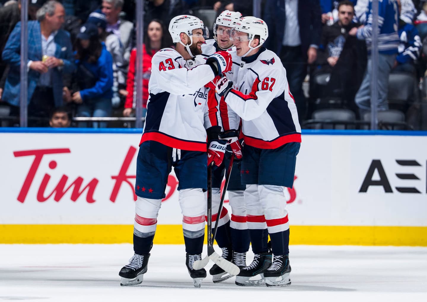 Том Уилсон: на льду Илья выглядит отлично, а вне льда – вообще замечательный парень. С ним приятно находиться рядом