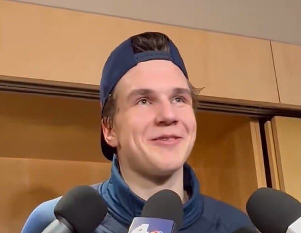 «Это просто невероятно, я не мог сначала поверить». Илья Протас – о предстоящем дебюте в НХЛ в одном звене со старшим братом