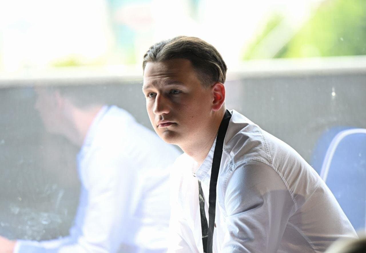 Олег Банцевич: отмечу интересное противостояние топ-защитников Волченкова и Воронова. За ним стоит последить. Хотя в первом матче они не отметились результативными очками, но были заметны