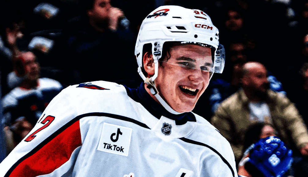 «Это очень особенный момент, о котором в будущем я буду рассказывать своим детям». Илья Протас – о дебюте в НХЛ, игре в звене с Овечкиным и старшим братом Алексеем