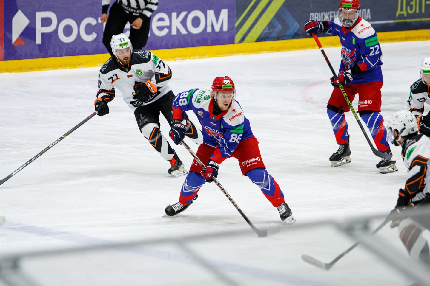 «Славутич» в овертайме одолел «Шахтер»