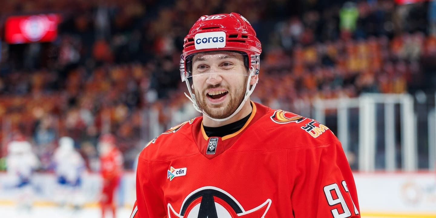 Роман Горбунов забросил шайбу, но его «Автомобилист» завершил борьбу за Кубок Гагарина