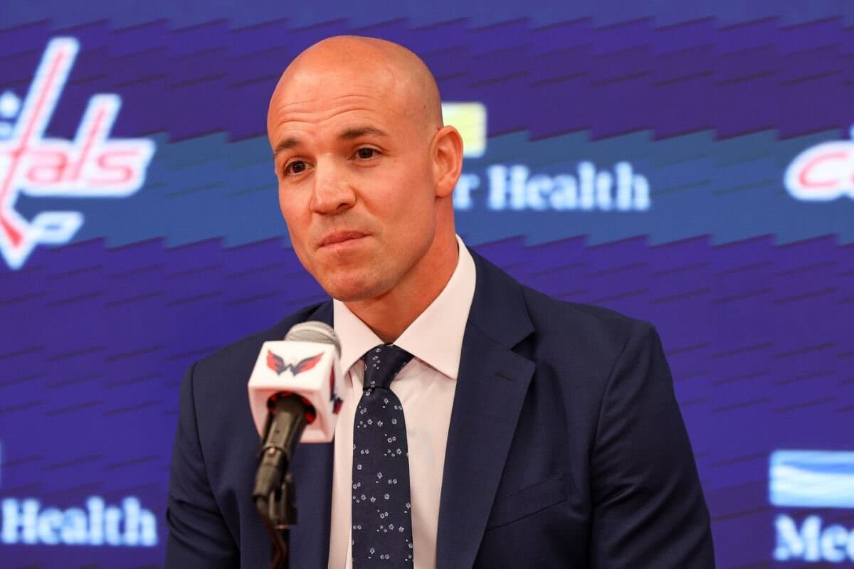 Спенсер Карбери: Алексей Протас и Том Уилсон – очень умные хоккеисты, мы уверены, что Илья сможет сыграть в центре между ними