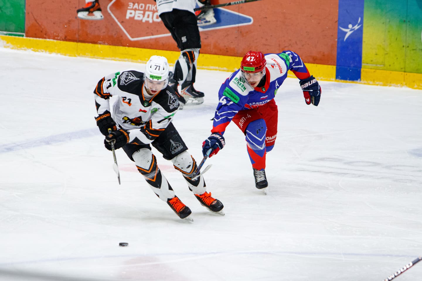 «Славутич» одержал третью подряд победу над «Шахтером» и находится в шаге от финала Кубка Президента