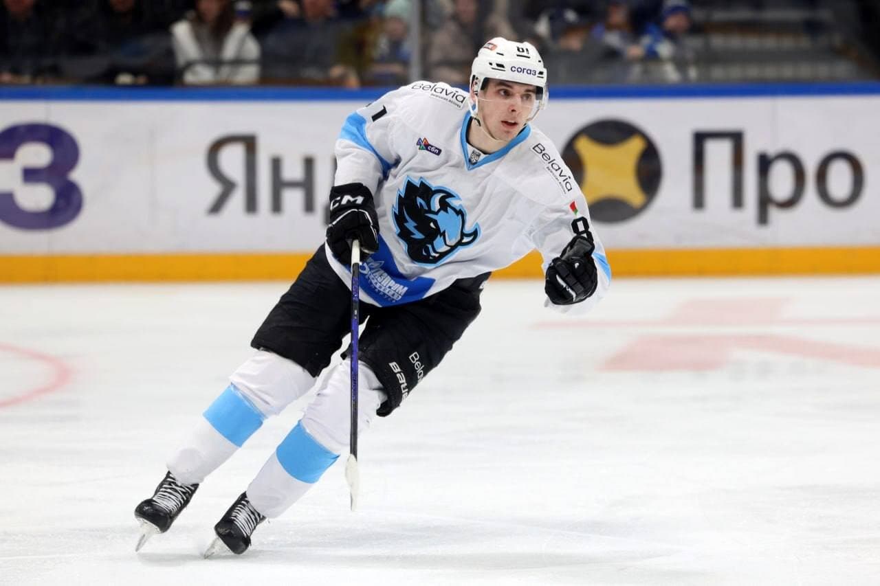 Виталий Пинчук: есть мнение, что на Востоке более атакующий стиль, а на Западе – защитный. Но наша команда, наверное, с Востока :)