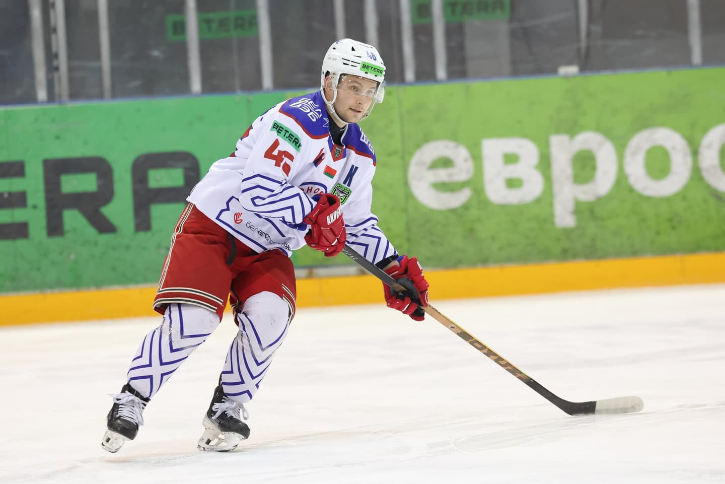 Роман Достанко: здорово прибавили со второго периода, захватили инициативу. Но оборона и вратарь соперника сыграли хорошо