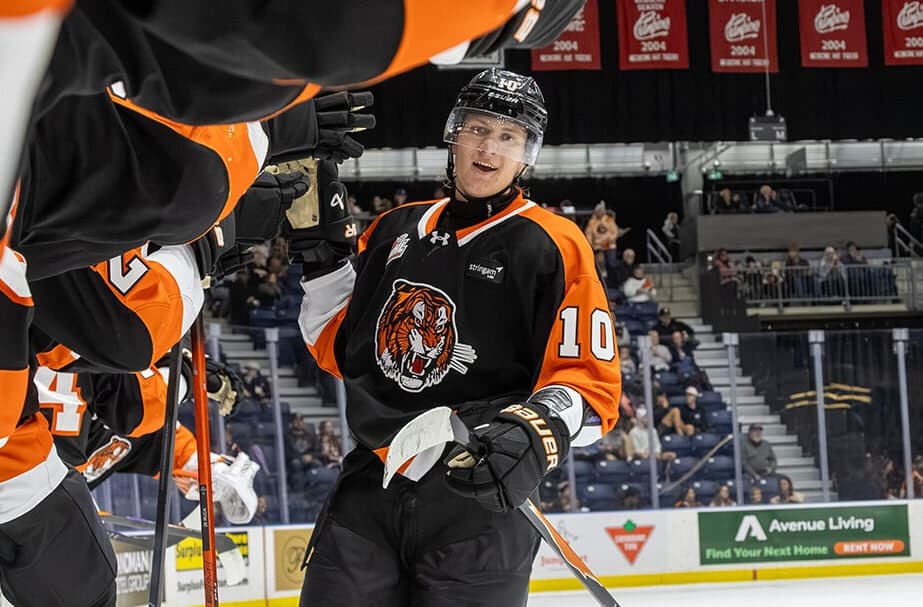 Ярослав Брызгалов заработал 6-й результативный балл в плей-офф WHL