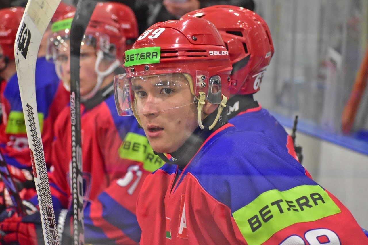 Четыре хоккеиста покинули состав «Рыцарей»